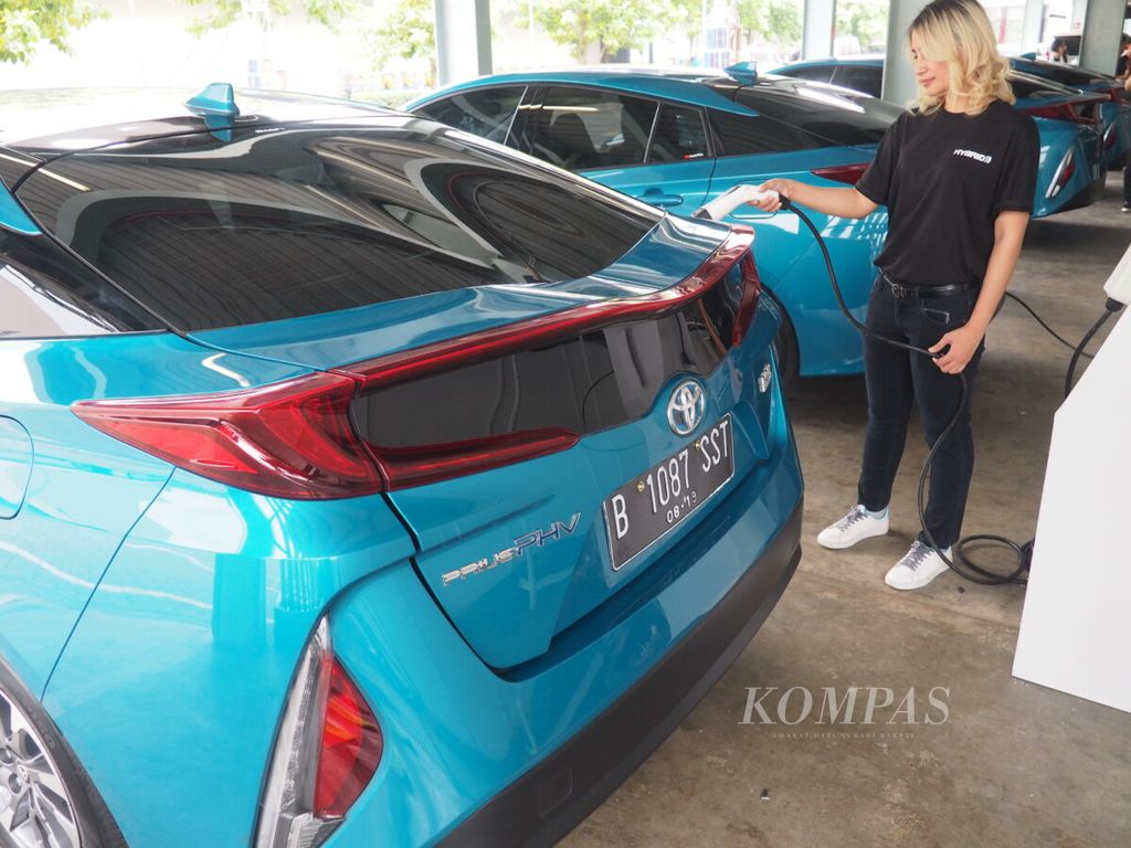 https://assetd.kompas.id/nbsK-8MuFdDwkbK2WJrCk9lpzEs=/1024x768/filters:watermark(https://cdn-content.kompas.id/umum/kompas_main_logo.png,-16p,-13p,0)/https%3A%2F%2Fkompas.id%2Fwp-content%2Fuploads%2F2019%2F07%2FP1016055_1563899216.jpg