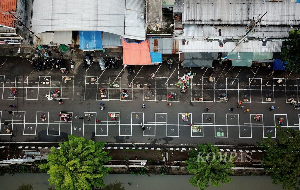 https://assetd.kompas.id/nr0tvPX6y2XuNXqbO8sHF2L3zAs=/1024x649/filters:watermark(https://cdn-content.kompas.id/umum/kompas_main_logo.png,-16p,-13p,0)/https%3A%2F%2Fkompas.id%2Fwp-content%2Fuploads%2F2020%2F06%2F90e10969-1f3f-42d6-aab8-336faa84c2b0_jpg.jpg