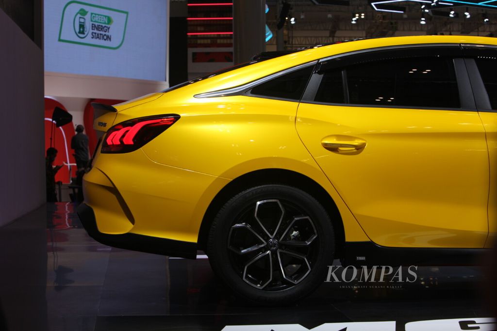 https://assetd.kompas.id/o4dbTLizzKmOkUSKO5QpWEqXIPg=/1024x683/filters:watermark(https://cdn-content.kompas.id/umum/kompas_main_logo.png,-16p,-13p,0)/https%3A%2F%2Fkompas.id%2Fwp-content%2Fuploads%2F2021%2F11%2FIMG_3619_1637493981.jpg