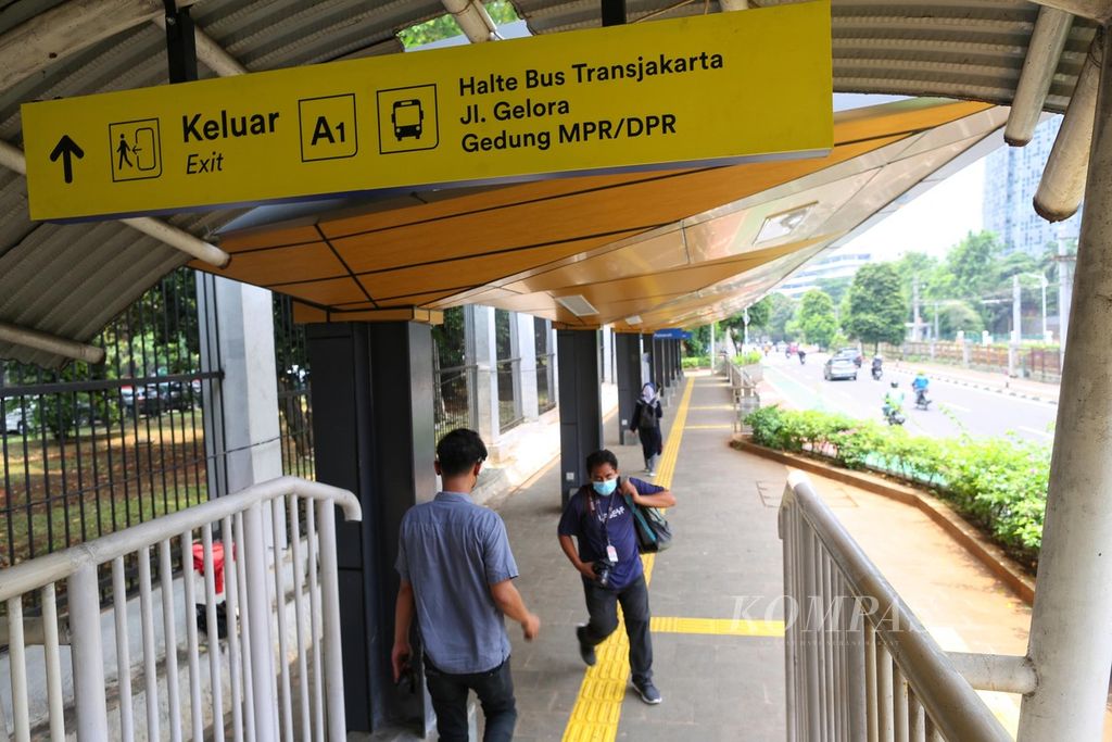 https://assetd.kompas.id/oD0vrjJTWGwLQkpTSpZNay5SH9A=/1024x683/filters:watermark(https://cdn-content.kompas.id/umum/kompas_main_logo.png,-16p,-13p,0)/https%3A%2F%2Fkompas.id%2Fwp-content%2Fuploads%2F2021%2F09%2Fac213d23-f1fd-4715-9403-d60606093add_jpg.jpg
