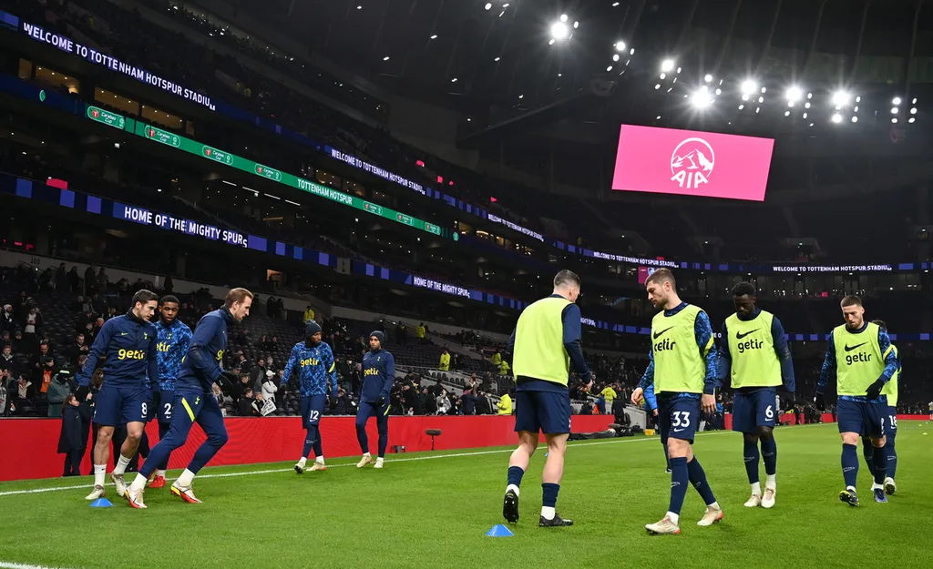 Kontroversi Penundaan Laga oleh Premier League