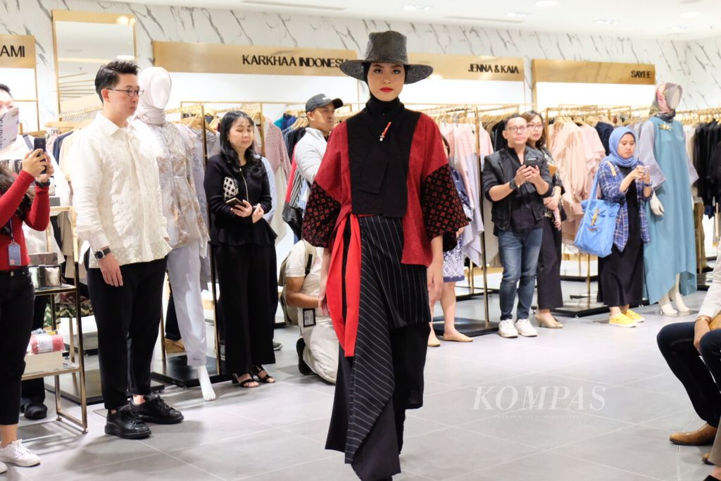 https://assetd.kompas.id/o_OLPgaIVCaMx7Qy4jDpk3Oky4g=/1024x683/filters:watermark(https://cdn-content.kompas.id/umum/kompas_main_logo.png,-16p,-13p,0)/https%3A%2F%2Fkompas.id%2Fwp-content%2Fuploads%2F2019%2F05%2F2019_0508_15320900_1557321443.jpg
