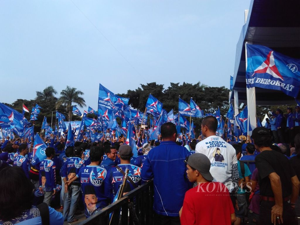 https://assetd.kompas.id/p-8vj6e1R_euLIDgpK0qlyBxzqo=/1024x768/filters:watermark(https://cdn-content.kompas.id/umum/kompas_main_logo.png,-16p,-13p,0)/https%3A%2F%2Fasset.kgnewsroom.com%2Fphoto%2Fpre%2F2021%2F11%2F23%2Fa569f1f0-8124-47d4-b199-4abd6d842b37_jpg.jpg