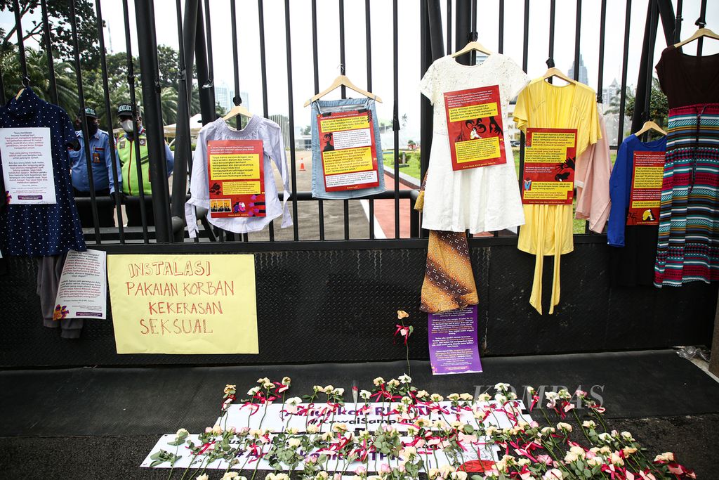 https://assetd.kompas.id/pR73xrA4no1dFyT62k3NMshlNYI=/1024x683/filters:watermark(https://cdn-content.kompas.id/umum/kompas_main_logo.png,-16p,-13p,0)/https%3A%2F%2Fkompas.id%2Fwp-content%2Fuploads%2F2021%2F12%2F273aba9c-fa84-4907-8839-ab6cb907d757_jpg.jpg