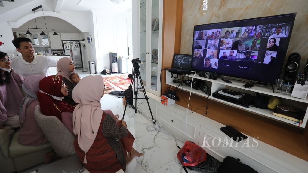 https://assetd.kompas.id/pb5UTgYrEAZWc-FAS1hEZSsVpqs=/1024x576/filters:watermark(https://cdn-content.kompas.id/umum/kompas_main_logo.png,-16p,-13p,0)/https%3A%2F%2Fkompas.id%2Fwp-content%2Fuploads%2F2021%2F05%2F8097e515-8536-4172-a979-761483c671f2_JPG.jpg