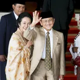 ”Simfoni Mata yang Indah”, Puisi untuk Ainun