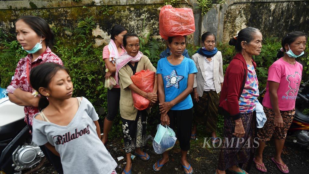 https://assetd.kompas.id/pqmG5tEJN5ACpqV3002kWtsDaBM=/1024x576/filters:watermark(https://cdn-content.kompas.id/umum/kompas_main_logo.png,-16p,-13p,0)/https%3A%2F%2Fkompas.id%2Fwp-content%2Fuploads%2F2017%2F10%2F20171016H1_ENGLISH-GNG-AGUNG_A_web.jpg