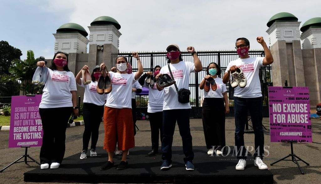 https://assetd.kompas.id/qb8bkUuqsxn5392ryq00gbqoaPw=/1024x586/filters:watermark(https://cdn-content.kompas.id/umum/kompas_main_logo.png,-16p,-13p,0)/https%3A%2F%2Fkompas.id%2Fwp-content%2Fuploads%2F2020%2F11%2F7d26cc85-bb7d-442d-a622-327058f7a185_jpg.jpg