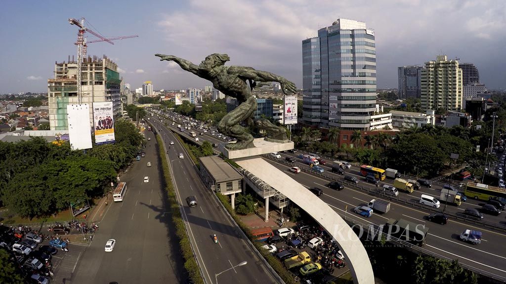 https://assetd.kompas.id/qdKerNZRn75F5iKf6uoa1JS98W4=/1024x576/filters:watermark(https://cdn-content.kompas.id/umum/kompas_main_logo.png,-16p,-13p,0)/https%3A%2F%2Fkompas.id%2Fwp-content%2Fuploads%2F2018%2F08%2Fkompas_tark_20917866_128_1-1.jpeg