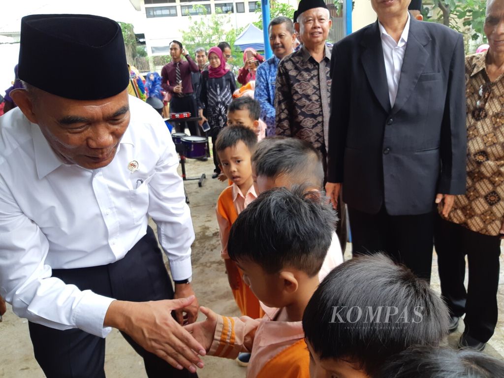https://assetd.kompas.id/qjLEEF2W8mcRqNWPGhld9V42Hfw=/1024x768/filters:watermark(https://cdn-content.kompas.id/umum/kompas_main_logo.png,-16p,-13p,0)/https%3A%2F%2Fkompas.id%2Fwp-content%2Fuploads%2F2019%2F03%2F20190318_103731_1552904176.jpg