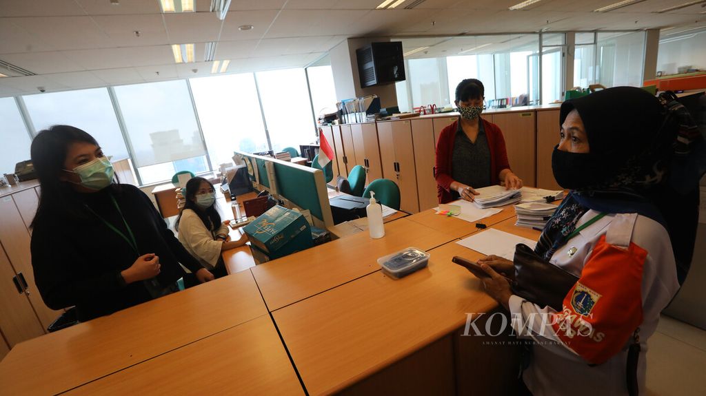 https://assetd.kompas.id/rC9RhgkqnLQCZ6ji7fKRTTMLSFI=/1024x575/filters:watermark(https://cdn-content.kompas.id/umum/kompas_main_logo.png,-16p,-13p,0)/https%3A%2F%2Fkompas.id%2Fwp-content%2Fuploads%2F2021%2F01%2F734b0d1f-bb43-4667-bd34-8548ac935dd0_jpg.jpg