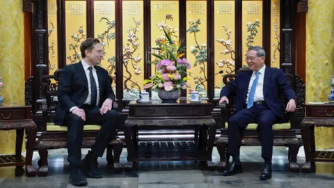 Diam-diam ke China, Elon Musk Picu Beragam Spekulasi
