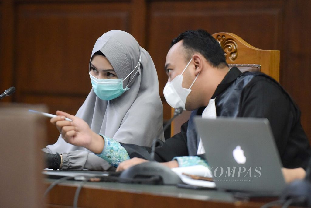 https://assetd.kompas.id/rL-OSZLza2scqOUfZHEGwj_yv-Y=/1024x683/filters:watermark(https://cdn-content.kompas.id/umum/kompas_main_logo.png,-16p,-13p,0)/https%3A%2F%2Fkompas.id%2Fwp-content%2Fuploads%2F2020%2F11%2Fde52063c-d67f-4d53-ac0a-0e6e39cb8cf7_jpg.jpg