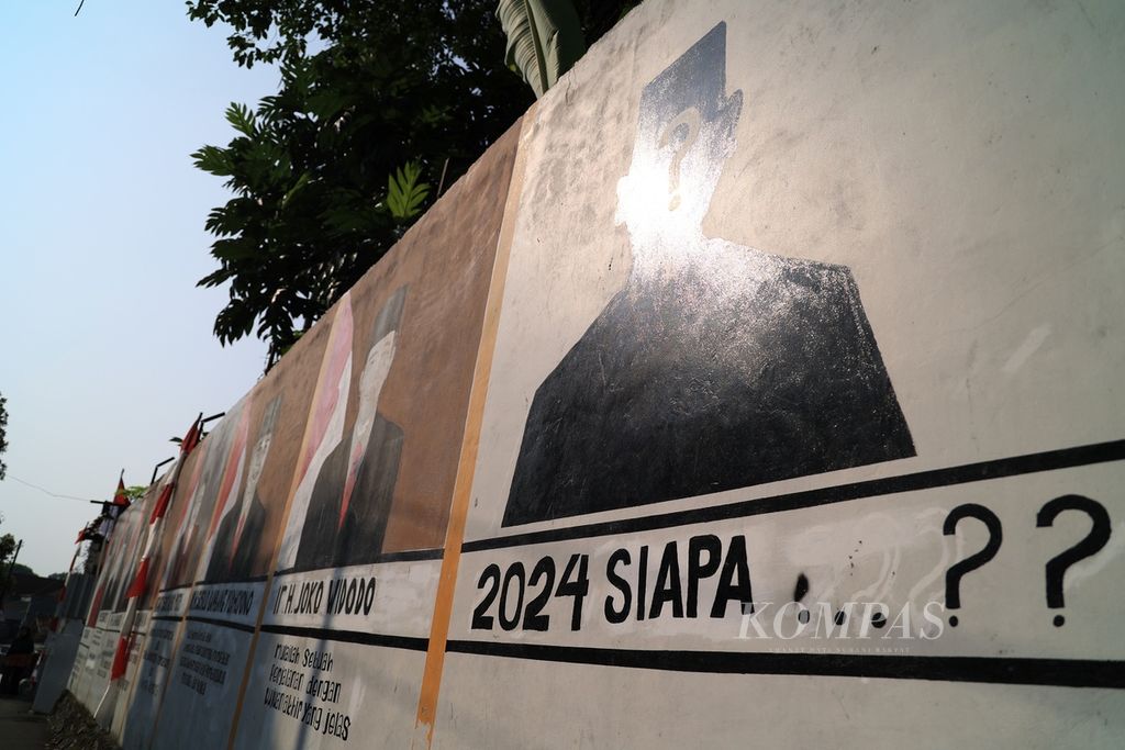 Mural foto-foto presiden RI tergambar di kawasan Cibuluh, Bogor, Sabtu (6/8/2022). Pemerintah bersama DPR, DKPP, KPU, dan Bawaslu memutuskan bahwa pemilu presiden-wakil presiden serta anggota DPR, DPD, dan DPRD akan diselenggarakan serentak pada 14 Februari 2024. Sementara pilkada serentak diselenggarakan pada 27 November 2024. Hingga Sabtu (6/8/2022), 13 partai politik sudah mendaftar menjadi calon peserta Pemilu 2024 di KPU. 