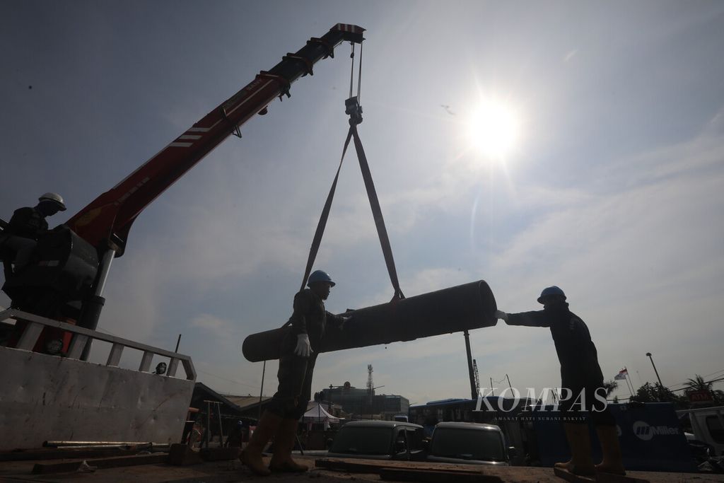 https://assetd.kompas.id/rYLMwprFvdx61CgM463FrNjzTWg=/1024x683/filters:watermark(https://cdn-content.kompas.id/umum/kompas_main_logo.png,-16p,-13p,0)/https%3A%2F%2Fkompas.id%2Fwp-content%2Fuploads%2F2020%2F03%2F89ec419a-f0a3-406d-bb6c-08aecaf09c59_jpg.jpg