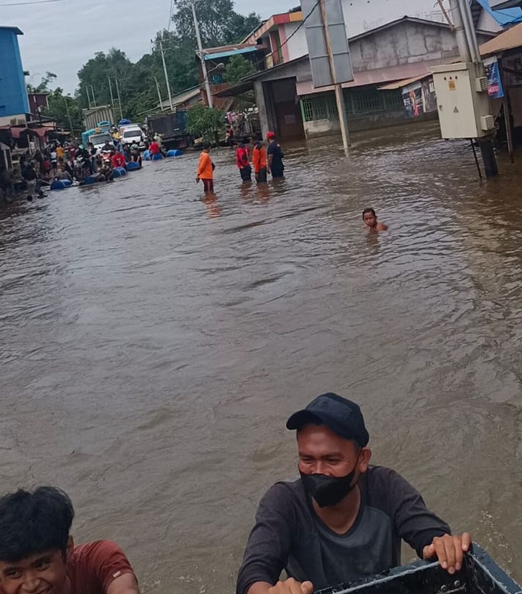 https://assetd.kompas.id/rzPUOCpHEUmS6EQ9B_lVw2sSKqw=/1024x1165/https%3A%2F%2Fkompas.id%2Fwp-content%2Fuploads%2F2021%2F09%2FIMG-20210906-WA0051-Foto-1_1630904310.jpg