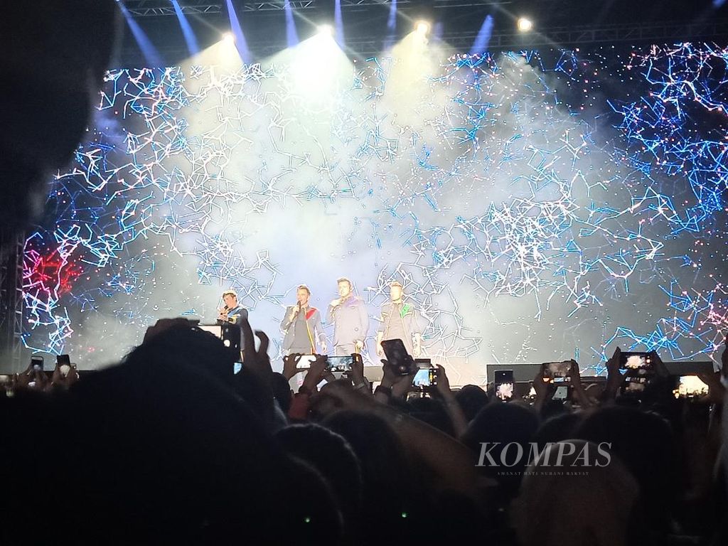 https://assetd.kompas.id/sHFCGpduMUXyvGPN1UeQdsGor00=/1024x768/filters:watermark(https://cdn-content.kompas.id/umum/kompas_main_logo.png,-16p,-13p,0)/https%3A%2F%2Fkompas.id%2Fwp-content%2Fuploads%2F2019%2F09%2F20190901egiH-westlife_1567316031-2.jpg