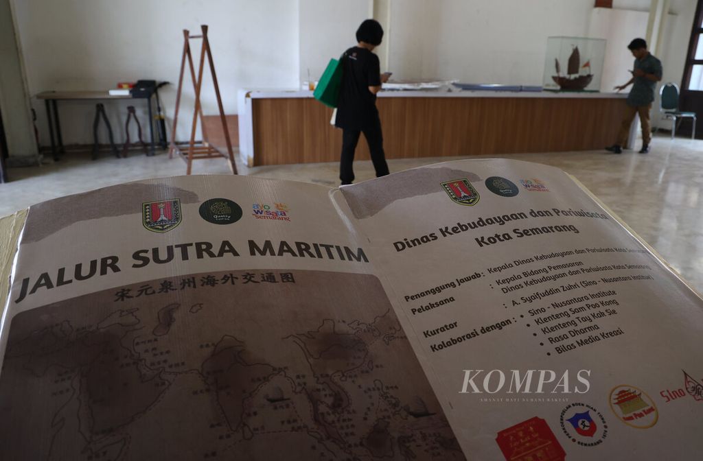 Jalur Sutra Maritim menjadi judul pameran yang diselenggarakan Dinas Kebudayaan dan Pariwisata Kota Semarang di Gedung Oudetrap, Kota Lama, Kota Semarang, Jawa Tengah, Jumat (3/10/2025). 