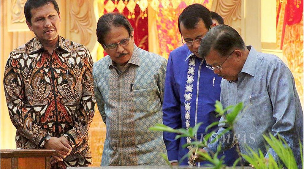 https://assetd.kompas.id/sigGpVUuQNEWEjoJ35rglOlcyNQ=/1024x569/filters:watermark(https://cdn-content.kompas.id/umum/kompas_main_logo.png,-16p,-13p,0)/https%3A%2F%2Fkompas.id%2Fwp-content%2Fuploads%2F2019%2F11%2Ftelegram.jpg