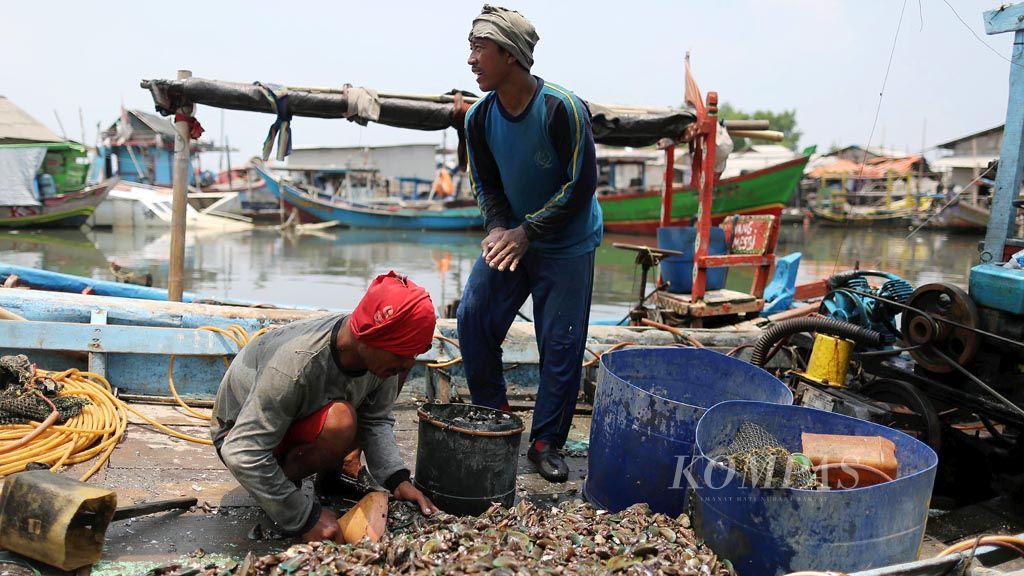 https://assetd.kompas.id/sxmTHe3CSvsO11lMyhkh4Rln20o=/1024x576/filters:watermark(https://cdn-content.kompas.id/umum/kompas_main_logo.png,-16p,-13p,0)/https%3A%2F%2Fkompas.id%2Fwp-content%2Fuploads%2F2019%2F02%2F20190225_ENGLISH-TAJUK_C_web_1551098828.jpg