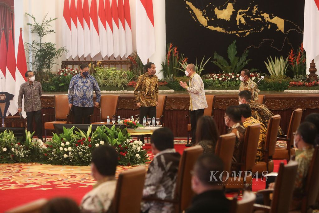 https://assetd.kompas.id/tWPRKrKTdi0Uzb0TU57ndw2IgXY=/1024x683/filters:watermark(https://cdn-content.kompas.id/umum/kompas_main_logo.png,-16p,-13p,0)/https%3A%2F%2Fkompas.id%2Fwp-content%2Fuploads%2F2021%2F11%2Ff2a71064-97a2-4c30-b3ad-408c8e2f92cd_jpg.jpg