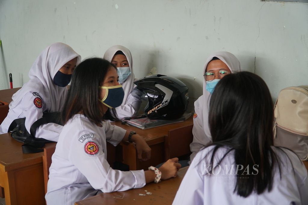 https://assetd.kompas.id/taTFwJ_T17dXqZbMjE_4rj1LmBA=/1024x684/filters:watermark(https://cdn-content.kompas.id/umum/kompas_main_logo.png,-16p,-13p,0)/https%3A%2F%2Fkompas.id%2Fwp-content%2Fuploads%2F2021%2F01%2F41819ac9-d34a-4e26-aca3-1500e58554bb_JPG.jpg