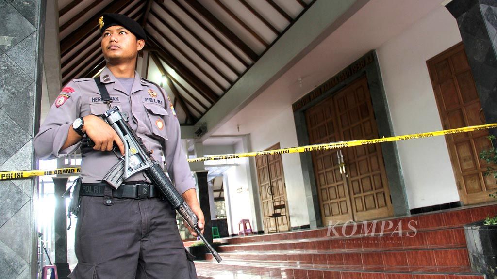 https://assetd.kompas.id/tcVfnyusBrWka03Nowxri2Th1Jc=/1024x576/filters:watermark(https://cdn-content.kompas.id/umum/kompas_main_logo.png,-16p,-13p,0)/https%3A%2F%2Fkompas.id%2Fwp-content%2Fuploads%2F2018%2F02%2F20180211_ENGLISH-TAJUK-1_A_web.jpg