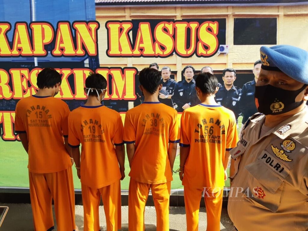 https://assetd.kompas.id/tvbAiXI6v-5EZmfyQVVcJ2XZSok=/1024x768/filters:watermark(https://cdn-content.kompas.id/umum/kompas_main_logo.png,-16p,-13p,0)/https%3A%2F%2Fkompas.id%2Fwp-content%2Fuploads%2F2021%2F09%2FWhatsApp-Image-2020-09-15-at-12.28.01-AM_1600156408_jpeg.jpg