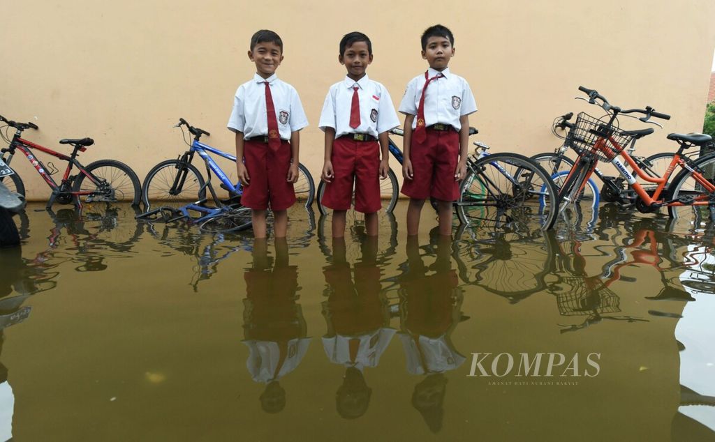 https://assetd.kompas.id/uNhz_YeTg8bmG4uDFwzOOnQKRaI=/1024x634/filters:watermark(https://cdn-content.kompas.id/umum/kompas_main_logo.png,-16p,-13p,0)/https%3A%2F%2Fkompas.id%2Fwp-content%2Fuploads%2F2020%2F02%2F20200212BAH07E_1581764212.jpg