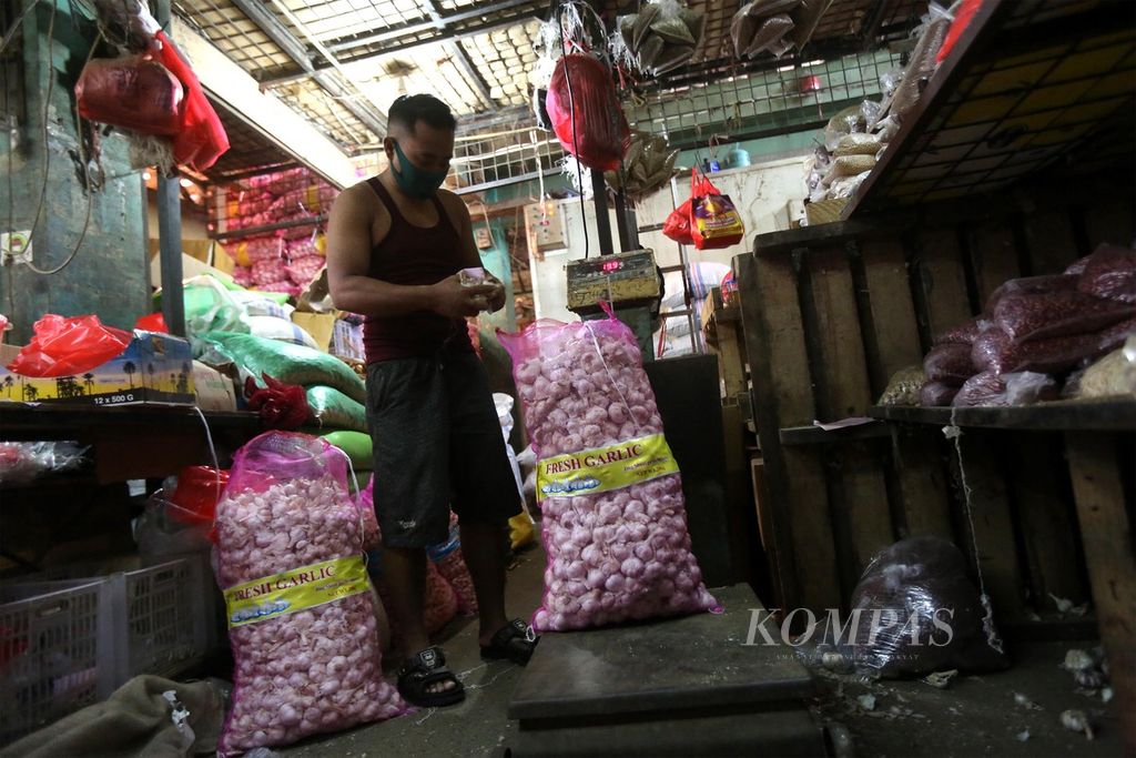 https://assetd.kompas.id/uUoFsE_ynOrNYwJegaashHlboPE=/1024x683/filters:watermark(https://cdn-content.kompas.id/umum/kompas_main_logo.png,-16p,-13p,0)/https%3A%2F%2Fkompas.id%2Fwp-content%2Fuploads%2F2020%2F05%2Fd3726219-c57a-460c-b9ca-7c94af6327b0_jpg.jpg