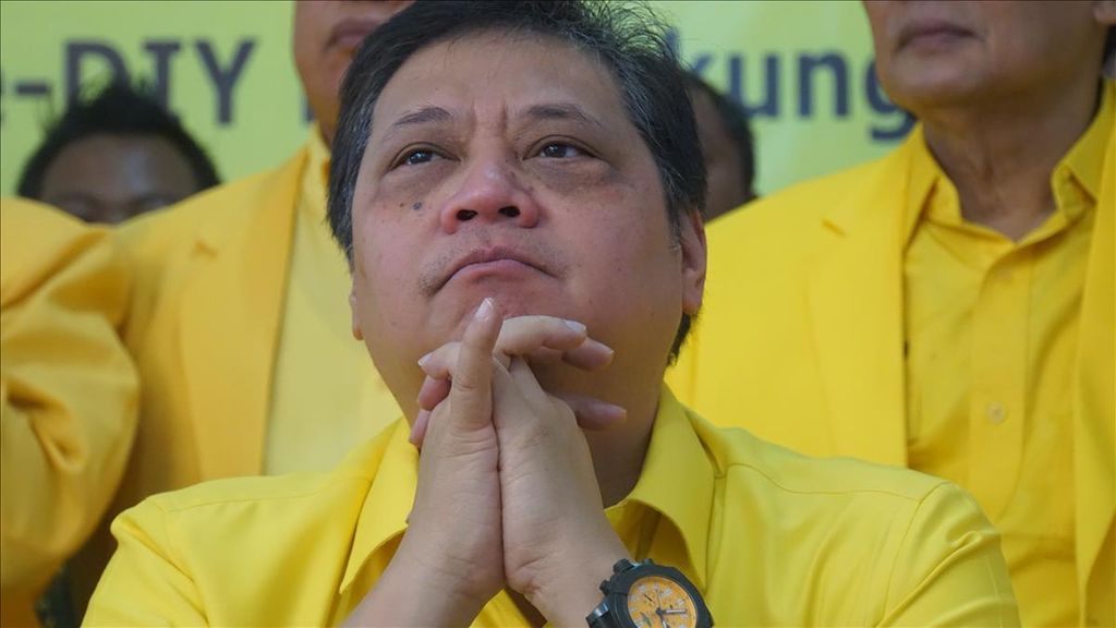 Ketua Umum Partai Golkar Airlangga Hartarto saat hadir dalam deklarasi dukungan oleh Hastakarya dan Organisasi Sayap Partai Golkar di wilayah Daerah Istimewa Yogyakarta, terhadap Airlangga Hartarto, di Bantul, Daerah Istimewa Yogyakarta, Sabtu (3/8/2019).