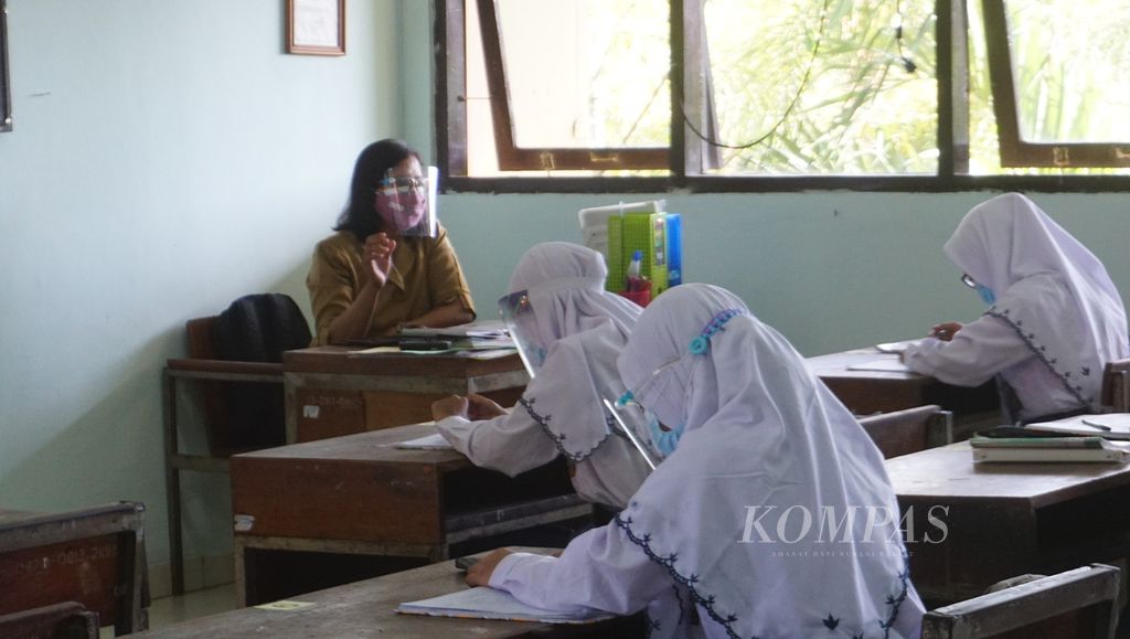 https://assetd.kompas.id/udvoVNOeqTUXSw8GnHGAJ813ZtM=/1024x579/filters:watermark(https://cdn-content.kompas.id/umum/kompas_main_logo.png,-16p,-13p,0)/https%3A%2F%2Fkompas.id%2Fwp-content%2Fuploads%2F2021%2F04%2Fe915c47c-8548-4a19-b21a-7d3e6146d8d9_jpg.jpg