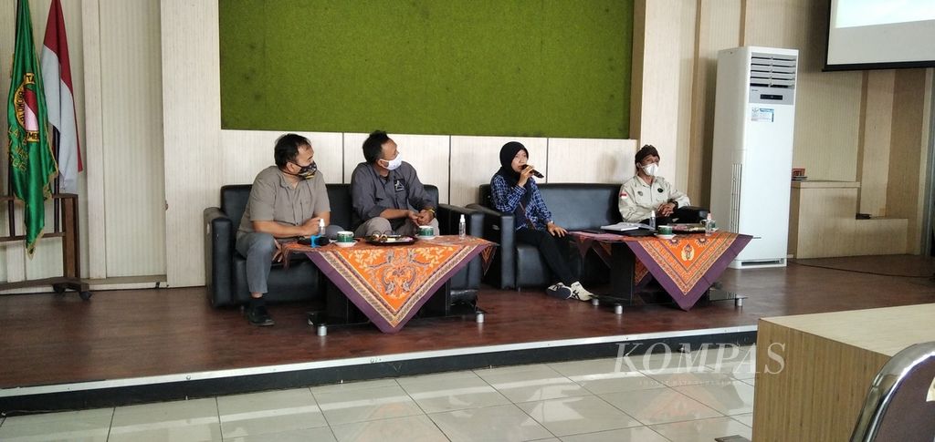 https://assetd.kompas.id/ueWrvSnlGV5C9MnRCJK-XAKz09g=/1024x485/filters:watermark(https://cdn-content.kompas.id/umum/kompas_main_logo.png,-16p,-13p,0)/https%3A%2F%2Fkompas.id%2Fwp-content%2Fuploads%2F2021%2F06%2F64529900-6766-4166-8e88-5cc7c273e587_jpg.jpg