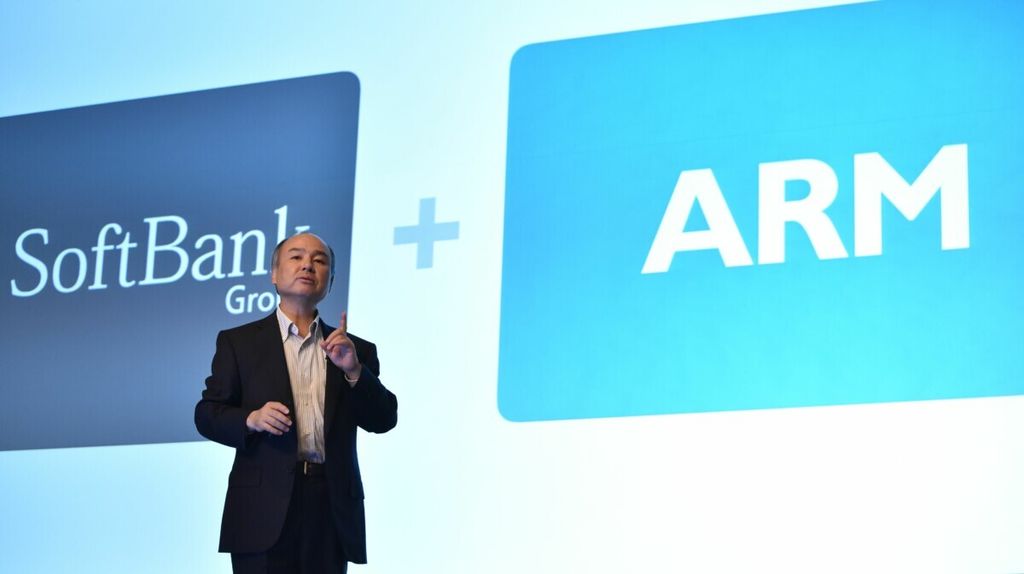 Masayoshi Son merepresentasikan Softbank Group berbicara dalam sebuah konferensi pers di Tokyo, Jepang, 28 Juli 2016.