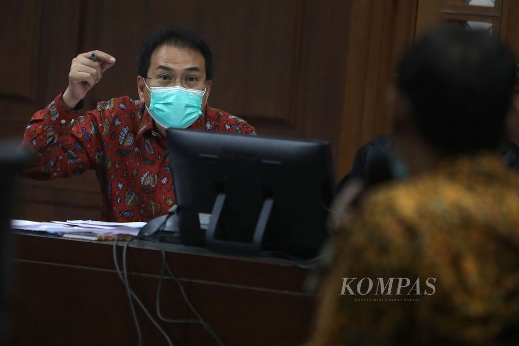 https://assetd.kompas.id/v8Tz5uJYSN3cXxY0YpX8HMNoNgA=/1024x683/filters:watermark(https://cdn-content.kompas.id/umum/kompas_main_logo.png,-16p,-13p,0)/https%3A%2F%2Fkompas.id%2Fwp-content%2Fuploads%2F2021%2F12%2Fc66bb6de-73d8-48d4-938d-5137bda2c28f_jpg.jpg
