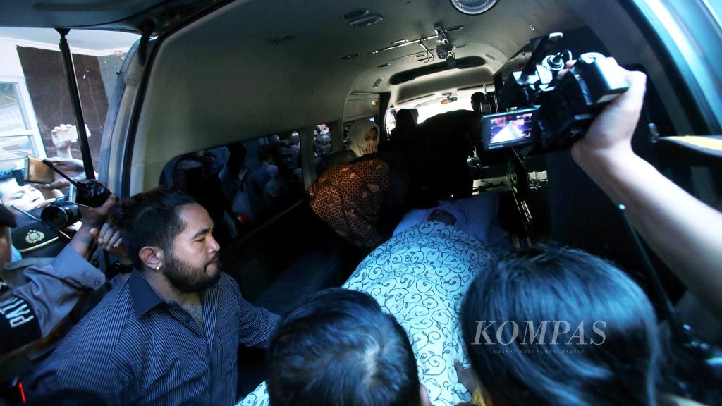 https://assetd.kompas.id/vB0fvp2KFomNw5DHv_YF1NQnyT0=/1024x576/filters:watermark(https://cdn-content.kompas.id/umum/kompas_main_logo.png,-16p,-13p,0)/https%3A%2F%2Fkompas.id%2Fwp-content%2Fuploads%2F2017%2F11%2F20171117H1_ENGLISH-SETYO-NOVANTO_A_web.jpg