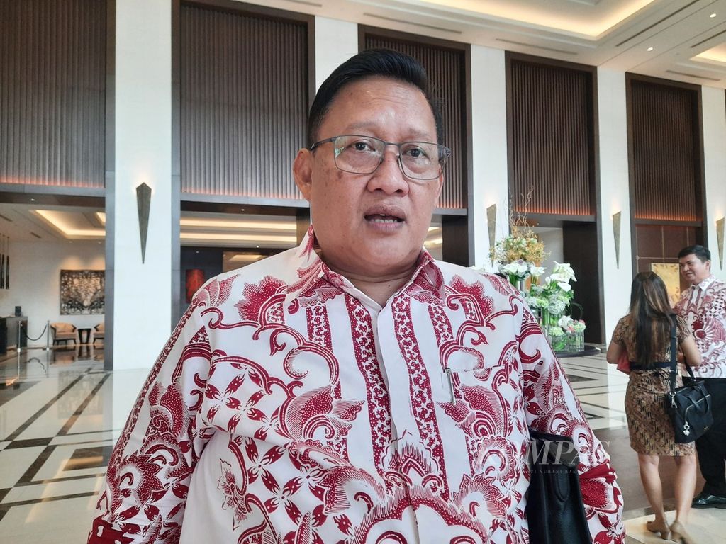 Presiden Direktur Lion Group Daniel Putut Kuncoro saat ditemui seusai penandatanganan kerja sama strategis berbagi kode penerbangan (<i>code share</i>) di Jakarta, Selasa (4/6/2024). 