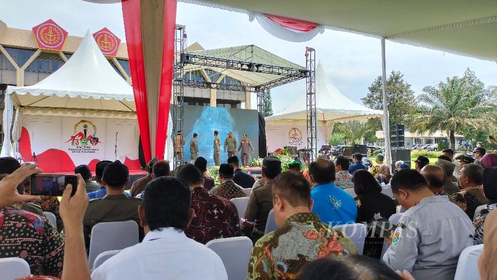 Upacara peringatan HUT Satpol PP, Satlinmas, dan Pemadam Kebakaran tingkat Jawa Tengah di Kantor Wali Kota Magelang, Jateng, Rabu (15/3/2023O).