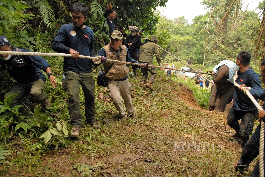 https://assetd.kompas.id/wNxMcfEs_dAaudh6UokLT0BFkVQ=/1024x685/filters:watermark(https://cdn-content.kompas.id/umum/kompas_main_logo.png,-16p,-13p,0)/https%3A%2F%2Fkompas.id%2Fwp-content%2Fuploads%2F2021%2F08%2Fbc00e89b-7ef6-4ff3-8f92-a5b44d5486d5_jpg.jpg