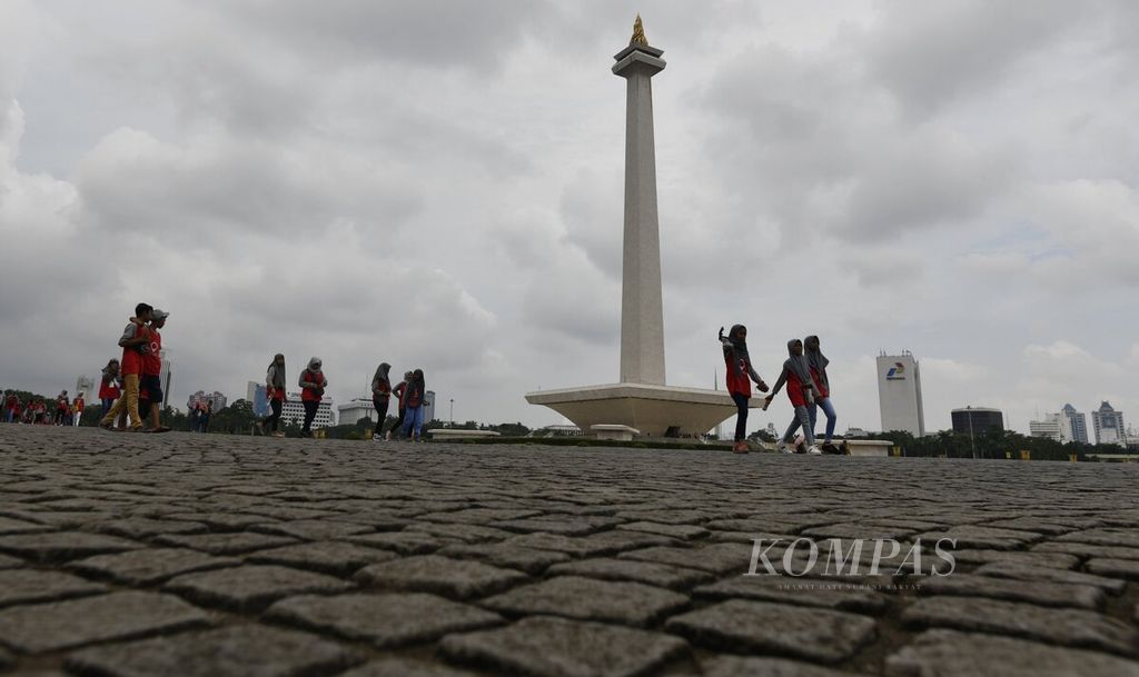 https://assetd.kompas.id/wucuKvVnczJTJpak89K1zl0nRBE=/1024x609/filters:watermark(https://cdn-content.kompas.id/umum/kompas_main_logo.png,-16p,-13p,0)/https%3A%2F%2Fkompas.id%2Fwp-content%2Fuploads%2F2020%2F02%2Faec27638-f399-4b36-9801-6f38870ae7f0_jpg.jpg