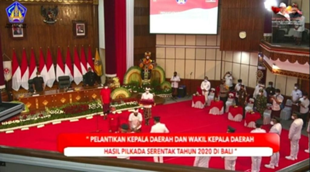https://assetd.kompas.id/xEelDPoCcbg4NJ8nyab8vv1B5t8=/1024x569/https%3A%2F%2Fkompas.id%2Fwp-content%2Fuploads%2F2021%2F02%2F20210226coka-pelantikan-bupati-wali-kota-di-bali_1614332046.jpg