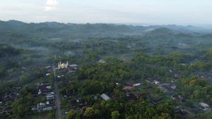 Pembentukan Daerah Istimewa Bisa Memancing Banyak ”Kerajaan” Menuntut Hal Serupa