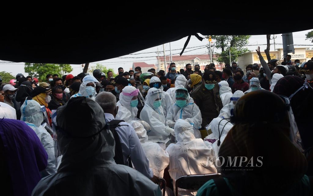 https://assetd.kompas.id/zAkDEPa4TuSJ5SdTkR0dUFM0YDw=/1024x643/filters:watermark(https://cdn-content.kompas.id/umum/kompas_main_logo.png,-16p,-13p,0)/https%3A%2F%2Fkompas.id%2Fwp-content%2Fuploads%2F2021%2F06%2F0b30b27b-adc9-4a2f-b800-b6f5395fed25_jpg.jpg