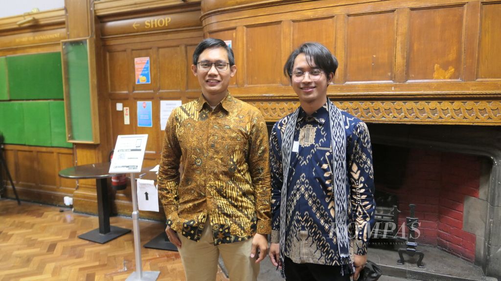 https://assetd.kompas.id/zESzFUPJNO1TaTKK60u7oXQ64sI=/1024x576/filters:watermark(https://cdn-content.kompas.id/umum/kompas_main_logo.png,-16p,-13p,0)/https%3A%2F%2Fkompas.id%2Fwp-content%2Fuploads%2F2021%2F10%2FP1050120_1635393196.jpg
