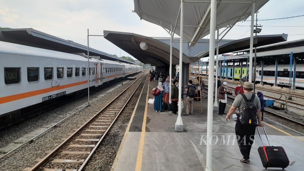 https://assetd.kompas.id/zdD2H3wDlLM-24wM3c-rnJ-BtLQ=/1024x576/filters:watermark(https://cdn-content.kompas.id/umum/kompas_main_logo.png,-16p,-13p,0)/https%3A%2F%2Fasset.kgnewsroom.com%2Fphoto%2Fpre%2F2023%2F03%2F14%2Fa5752a26-b537-46a4-8190-ed5143d2e75b_jpg.jpg