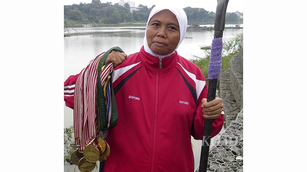 https://assetd.kompas.id/zuMvMQKon7ss6ruia5L3OQDSW8Q=/1024x576/filters:watermark(https://cdn-content.kompas.id/umum/kompas_main_logo.png,-16p,-13p,0)/https%3A%2F%2Fkompas.id%2Fwp-content%2Fuploads%2F2019%2F12%2F20191222_ENGLISH-SOSOK_A_web_1577026294.jpg